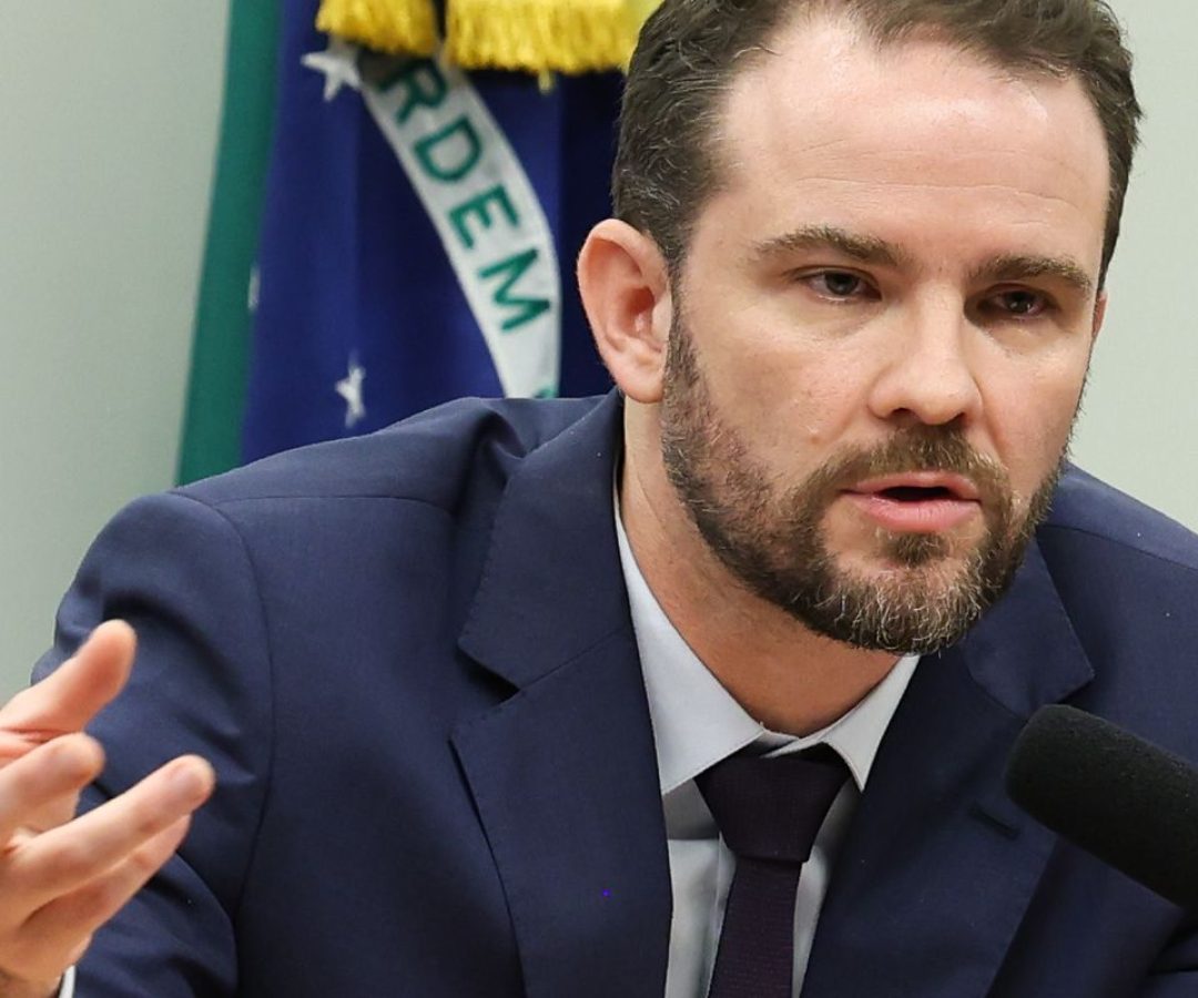 Durigan diz que aumento da dívida decorre dos juros, não dos gastos