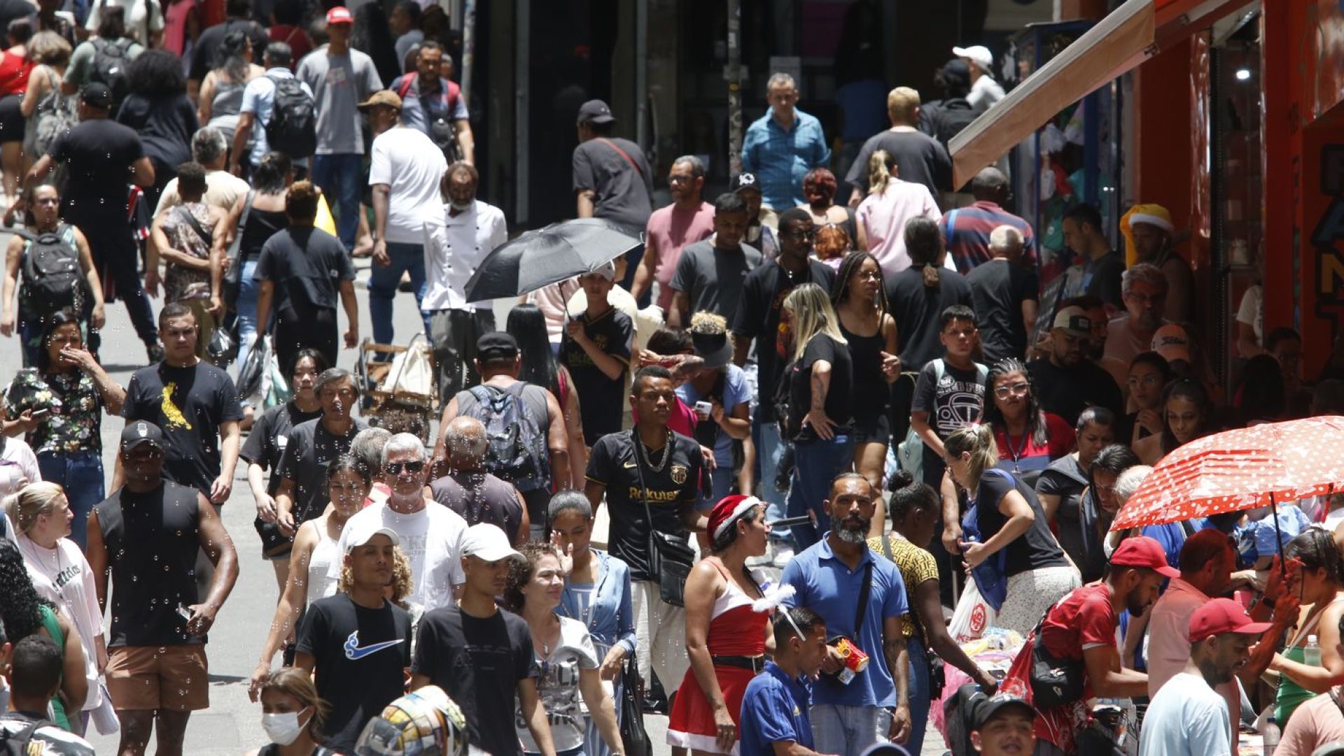 Consumidores podem renegociar dívidas bancárias até 31 de agosto