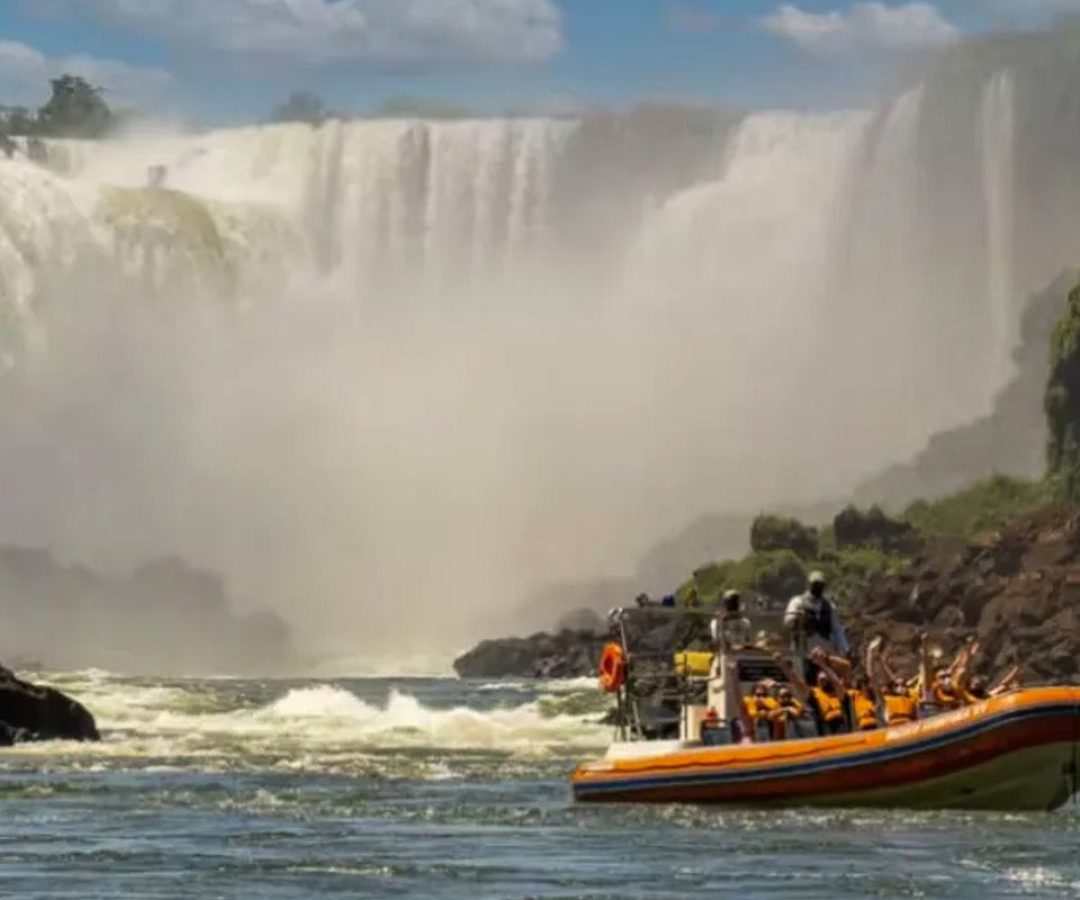 Holandês morre durante passeio de barco nas Cataratas do Iguaçu
