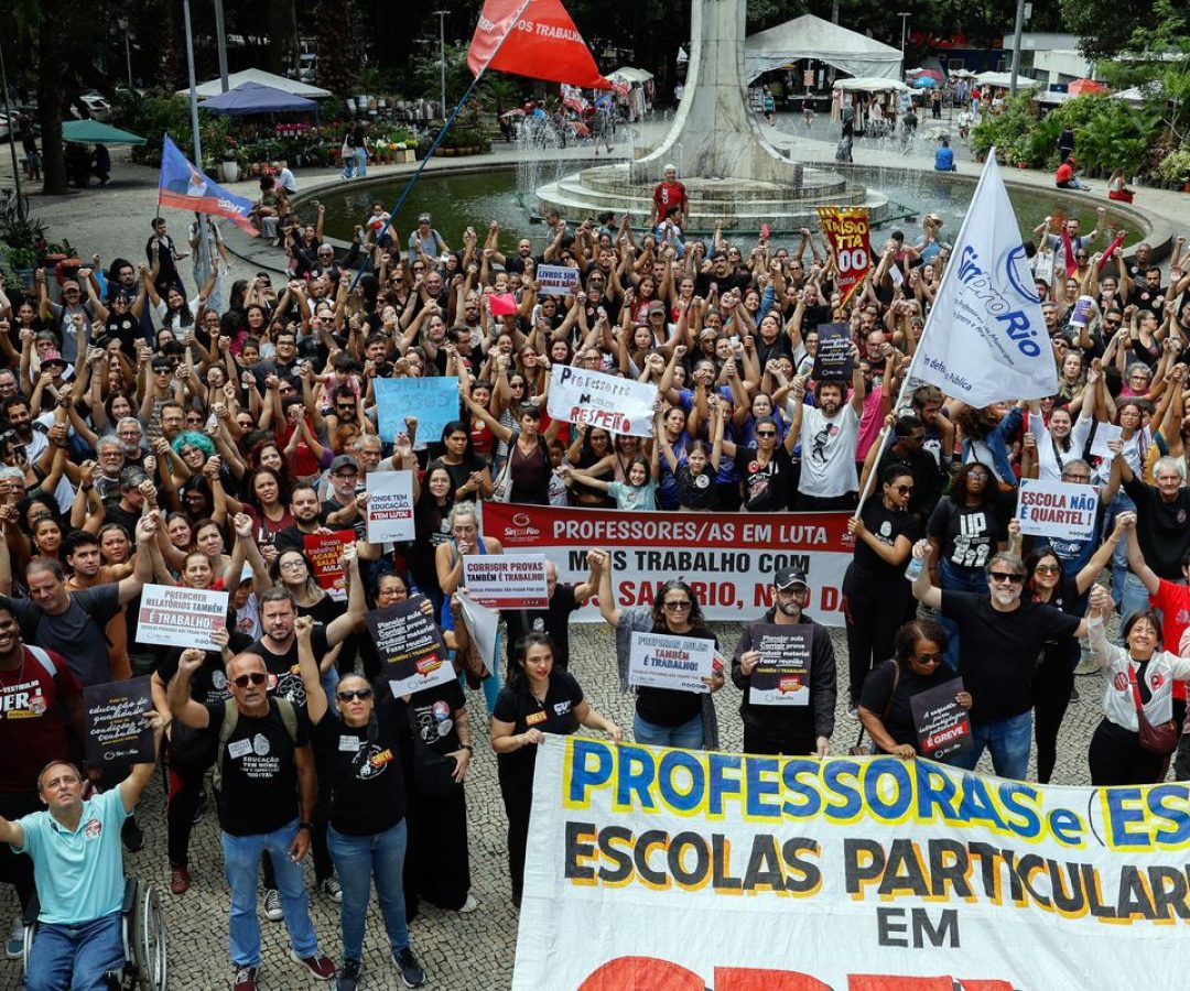 Professores de escolas particulares do Rio fazem greve de 24 horas