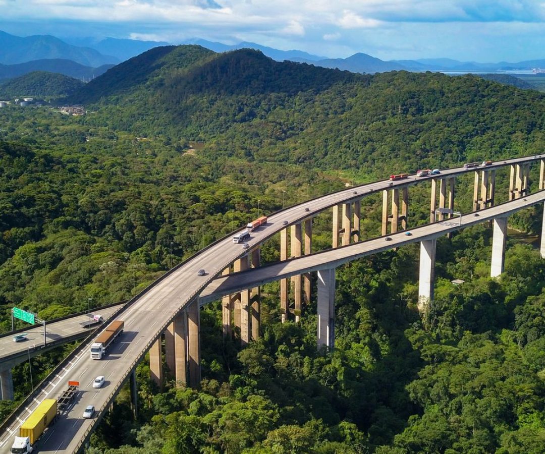 Brasil deve dobrar investimentos para zerar déficit em infraestrutura
