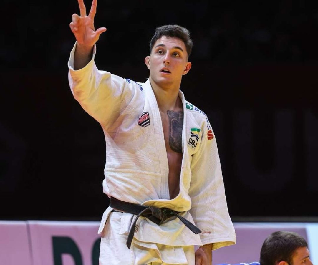 Guilherme Schimidt é ouro e país fecha Grand Slam de judô com 3 pódios