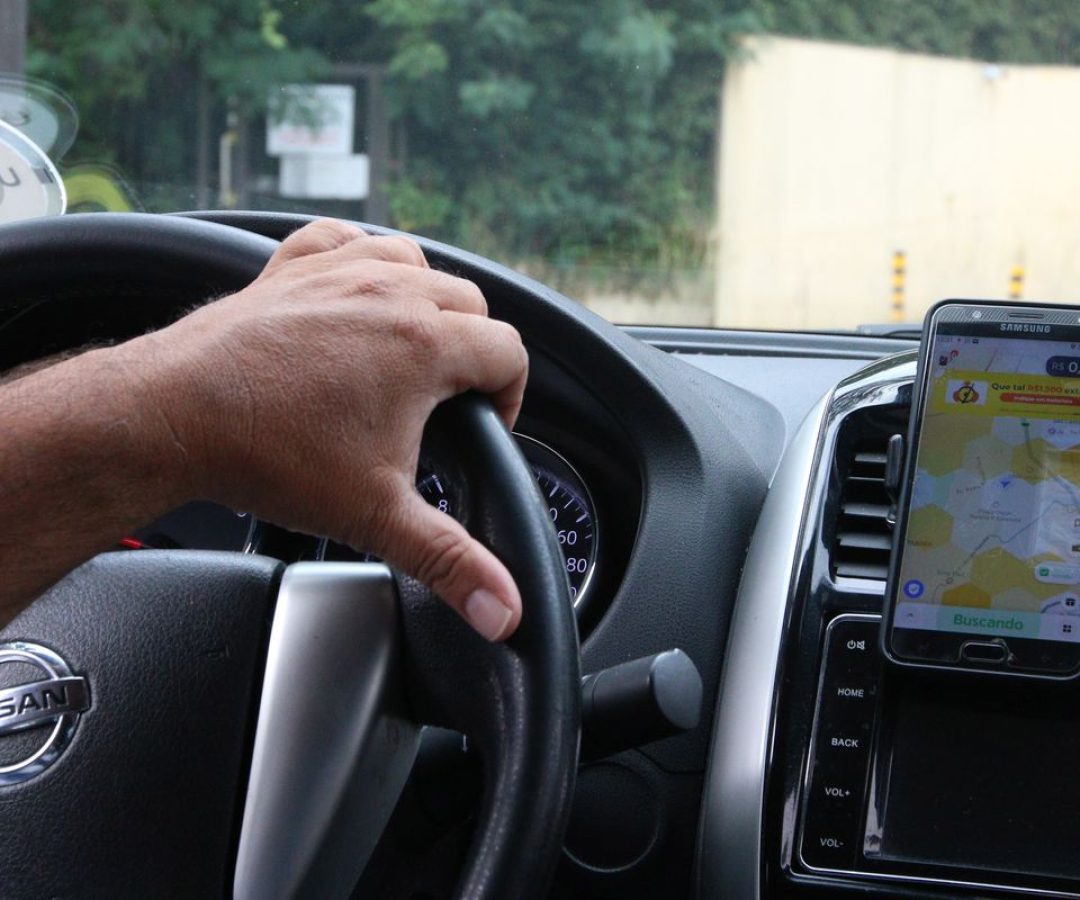Conselho regulamenta crédito para taxistas e motoristas de aplicativo