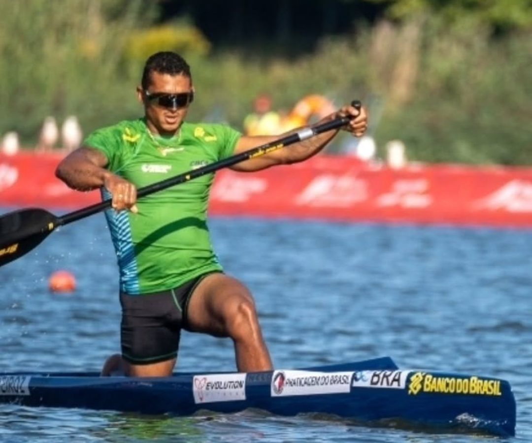Isaquias Queiroz fica longe do pódio do Mundial de canoagem na Polônia