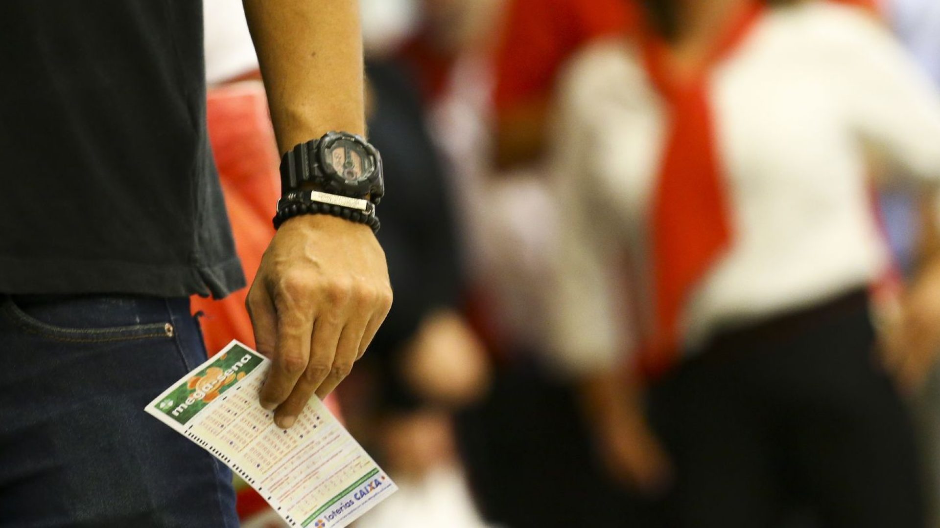 Mega-Sena acumula para R$ 48 milhões; confira os números sorteados