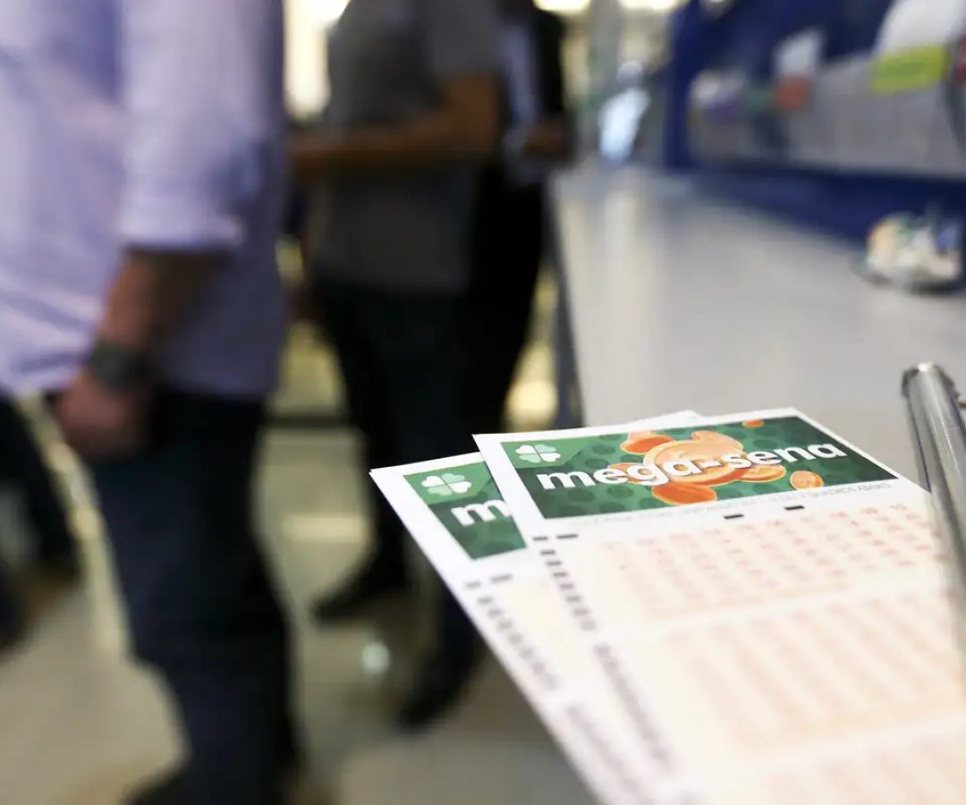 Mega-Sena acumula para R$ 50 milhões; confira os números sorteados