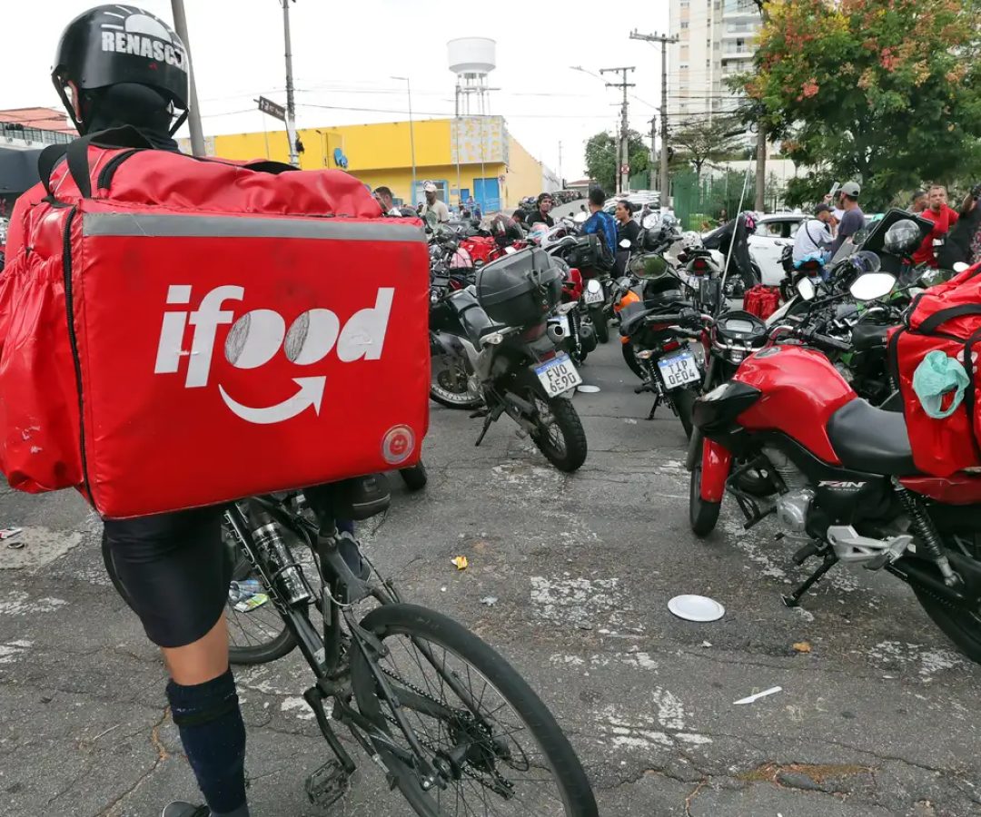 Brasil tem 2 milhões de pessoas que trabalham por meio de aplicativos