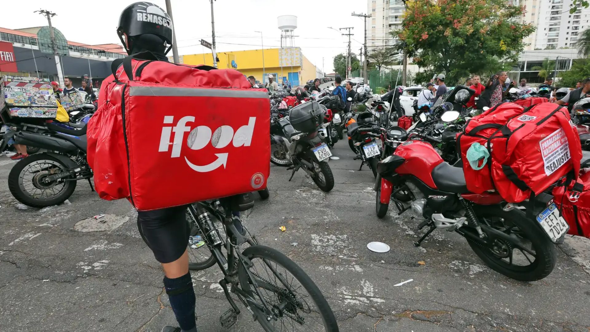Brasil tem 2 milhões de pessoas que trabalham por meio de aplicativos