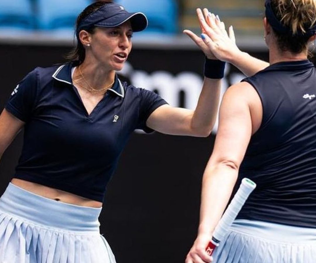 Dupla de Luisa Stefani vence estreia e avança à 2ª rodada do US Open