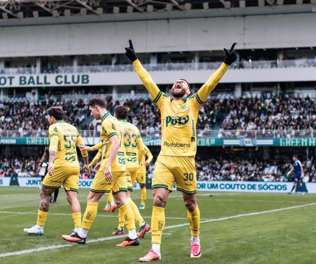 Mirassol vence e mantém Vasco e Internacional na zona de rebaixamento